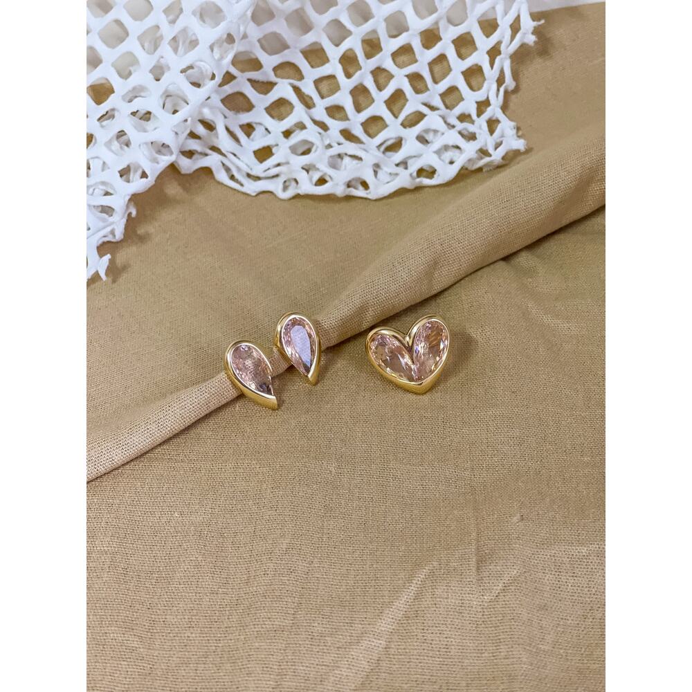 Heartfelt Harmony Reconstituted Kunzita 18k Gold Plated Stud Earrings